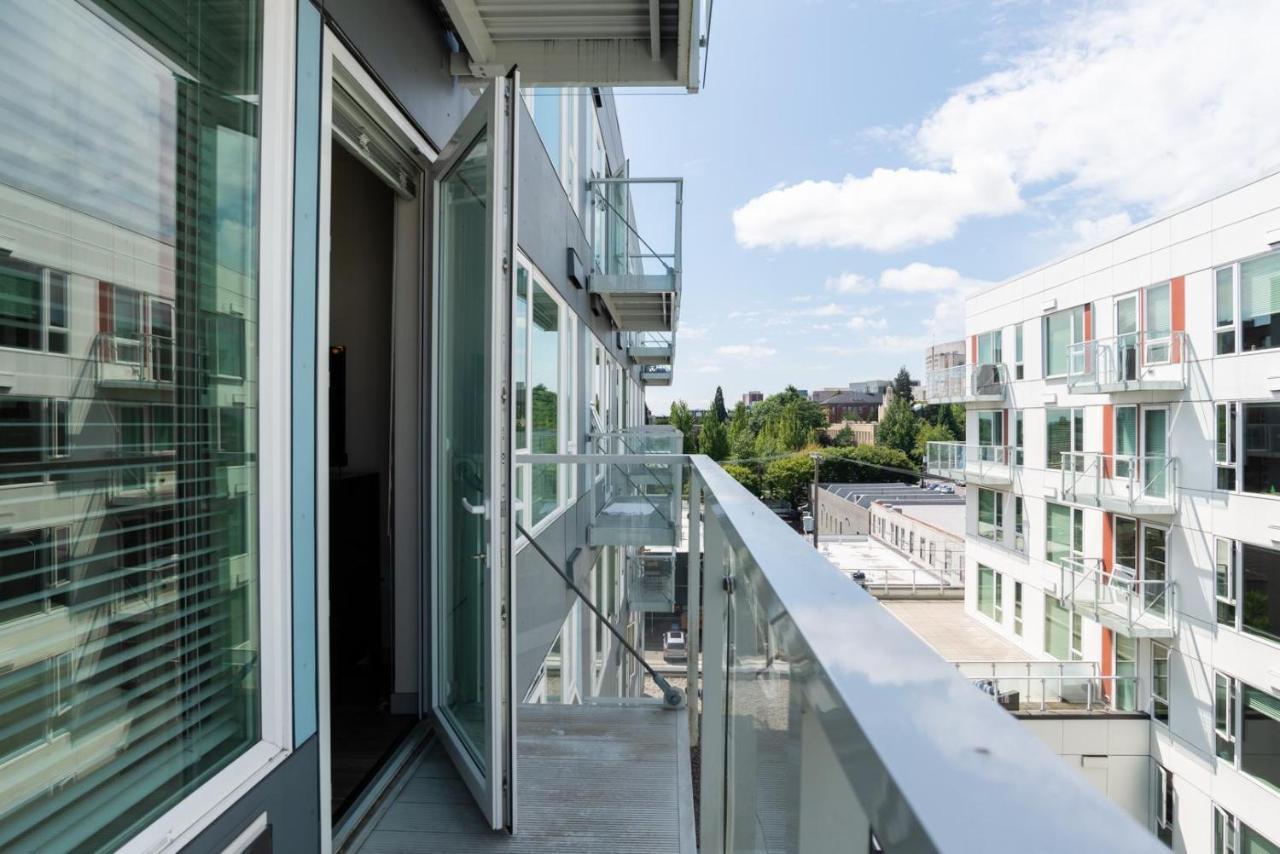 Capitol Hill Exclusive Luxury Apartments Сиатъл Екстериор снимка