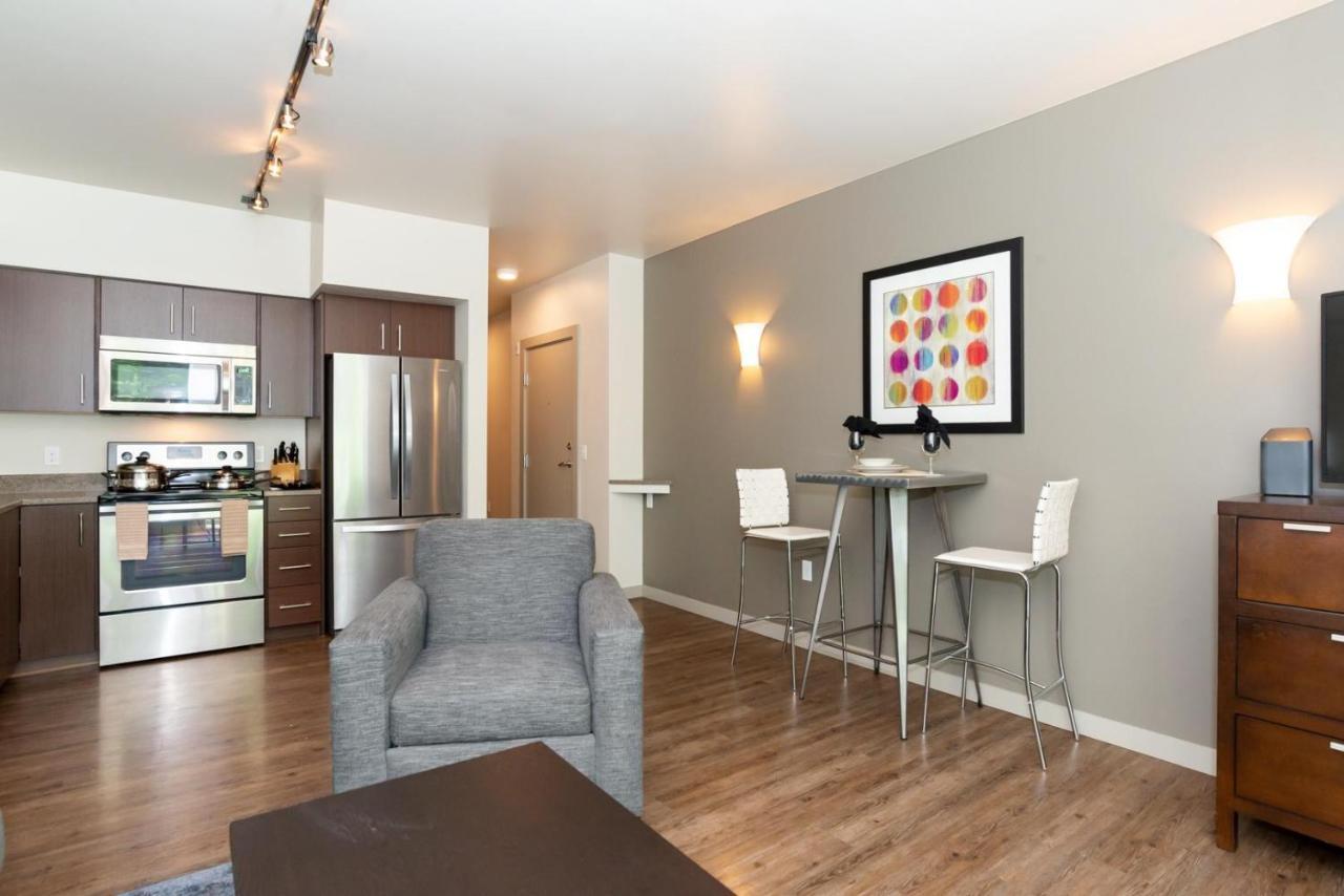 Capitol Hill Exclusive Luxury Apartments Сиатъл Екстериор снимка